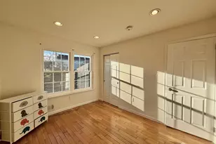 1 Gwizdak Ct, Sayreville, NJ 08872 - Photo 6