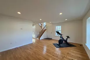 1 Gwizdak Ct, Sayreville, NJ 08872 - Photo 14