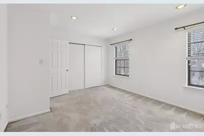 705 Maplecrest Road, Edison, NJ 08820 - Photo 18