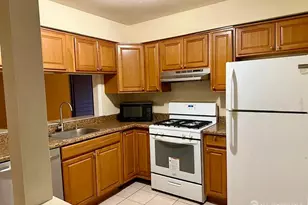 2202 Woodbridge Commons Way, Iselin, NJ 08830 - Photo 2