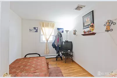 220 Montrose Avenue, South Plainfield, NJ 07080 - Photo 6