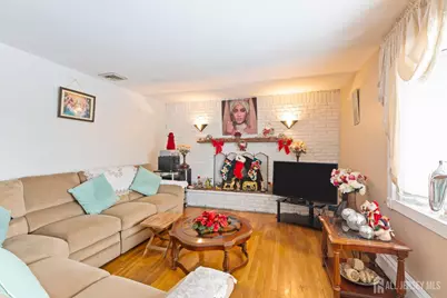 220 Montrose Avenue, South Plainfield, NJ 07080 - Photo 2