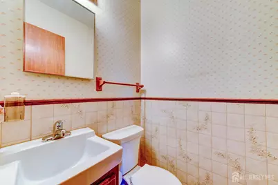 28 Chipper Drive, South Brunswick Township, NJ 08824 - Photo 18