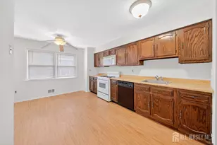 21 Highview Dr, Woodbridge Township, NJ 07095 - Photo 12