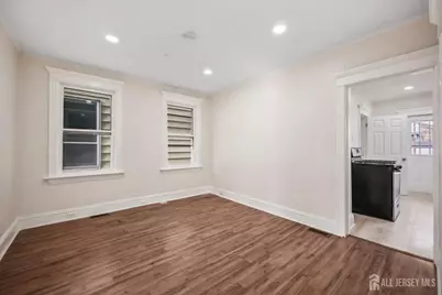 264 Barclay Street, Perth Amboy, NJ 08861 - Photo 8