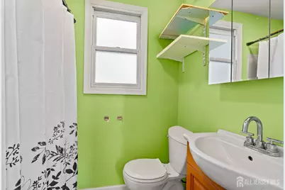 250 Brookside Avenue, South Amboy, NJ 08879 - Photo 10