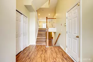 32 Catherine Ct, Old Bridge Township, NJ 08879 - Photo 4