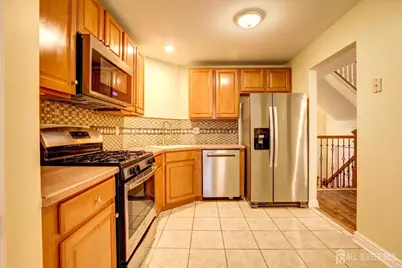 32 Catherine Court, Old Bridge Township, NJ 08879 - Photo 14