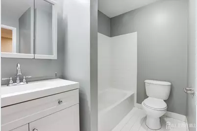 32 Catherine Court, Old Bridge Township, NJ 08879 - Photo 20