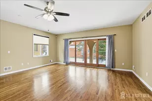 86 Davinci Dr, South Brunswick Township, NJ 08852 - Photo 16