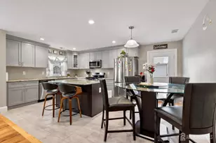 361 Garretson Ave, Perth Amboy, NJ 08861 - Photo 8