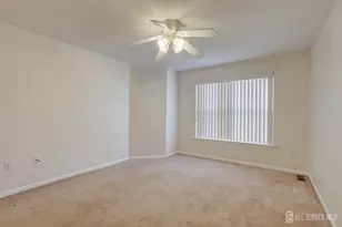 100 Forest Dr, Piscataway Township, NJ 08854 - Photo 38