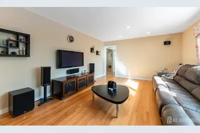 990 Hoover Drive, North Brunswick Township, NJ 08902 - Photo 10