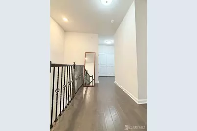 102 Dickson Court, Highland Park, NJ 08904 - Photo 14