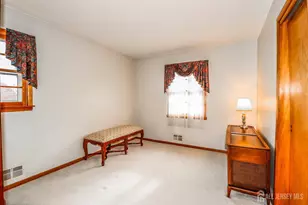 34 E Prescott Ave E, Colonia, NJ 07067 - Photo 18