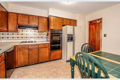 34 E Prescott Avenue E, Colonia, NJ 07067 - Photo 14