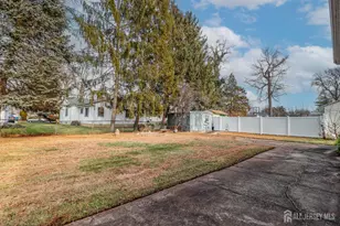 34 E Prescott Ave E, Colonia, NJ 07067 - Photo 28