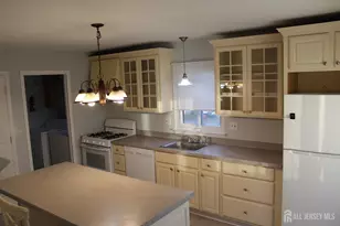 224 Westgate Dr, Edison, NJ 08820 - Photo 12