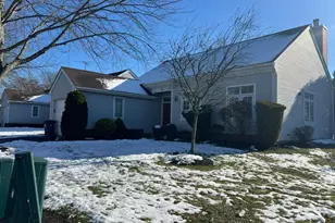 3 Winthrop Rd, Monroe Township, NJ 08831 - Photo 1