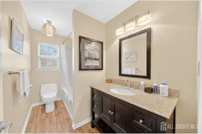 8 N Grand Avenue, Port Reading, NJ 07064 - Photo 26