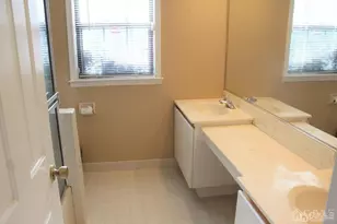 1003 Woodhaven Dr, Edison, NJ 08817 - Photo 18