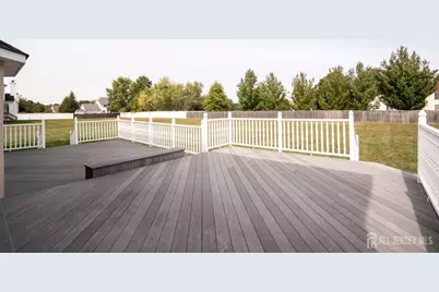 27 Samantha Drive, Monroe Township, NJ 08831 - Photo 10