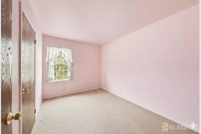 5 Lawry Court, East Brunswick Township, NJ 08816 - Photo 8