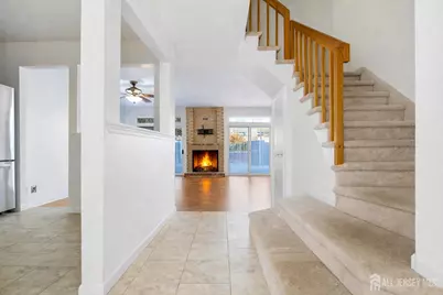23 Borelle Square, Sayreville, NJ 08859 - Photo 2