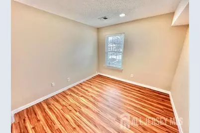 211 Sunshine Court, Sayreville, NJ 08859 - Photo 14