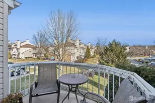 36 Farnham Square, Sayreville, NJ 08859 - Photo 8