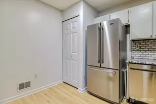 20 Pembrook Ave, North Brunswick Township, NJ 08902 - Photo 10