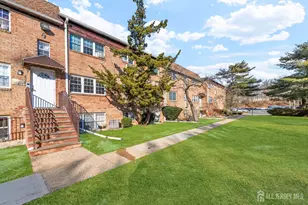 125 College Dr, Edison, NJ 08817 - Photo 16