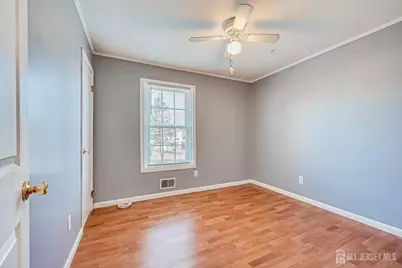 22 Oloughlin Drive, South Plainfield, NJ 07080 - Photo 18