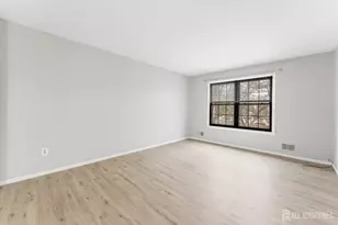 103 Pheasant Run, Edison, NJ 08820 - Photo 14