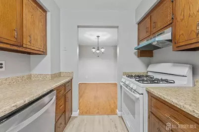 103 Pheasant Run, Edison, NJ 08820 - Photo 22