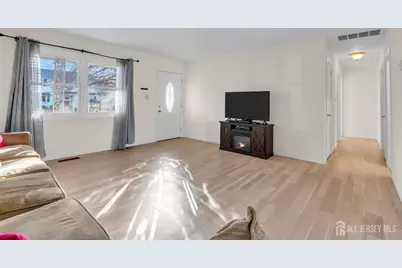 37 10th Avenue, Monroe Township, NJ 08831 - Photo 6