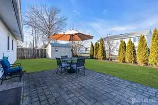 37 10th Ave, Monroe Township, NJ 08831 - Photo 18