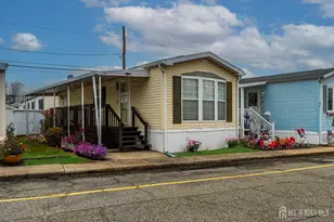 42 Helen Ave, Avenel, NJ 07001 - Photo 2