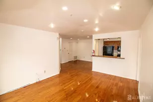 1337 N Waterford Dr, Edison, NJ 08817 - Photo 6