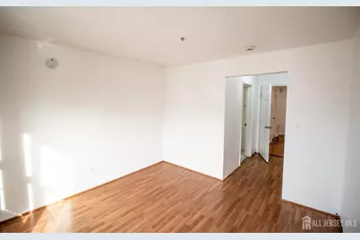 1337 N Waterford Drive, Edison, NJ 08817 - Photo 34