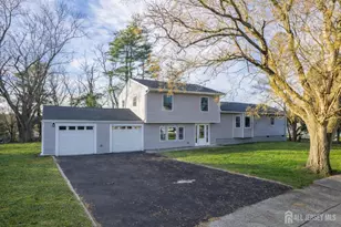 21 Vauxhall Rd, East Brunswick Township, NJ 08816 - Photo 1