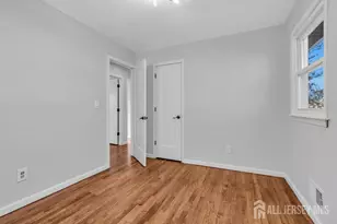 26 Sunnyside Dr, Carteret, NJ 07008 - Photo 14