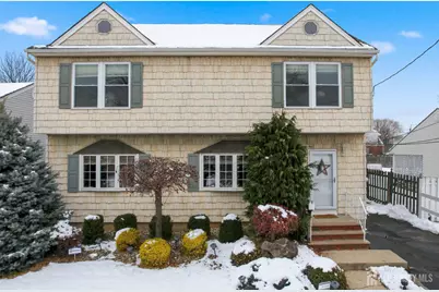90 Coolidge Avenue, Carteret, NJ 07008 - Photo 2