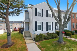 6 Rodio Ct, Sayreville, NJ 08872 - Photo 2