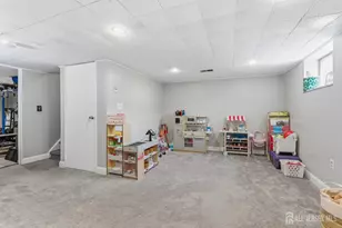 6 Rodio Ct, Sayreville, NJ 08872 - Photo 26