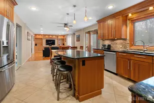 25 Cherokee Rd, East Brunswick Township, NJ 08816 - Photo 8