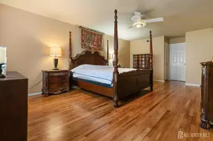 25 Cherokee Rd, East Brunswick Township, NJ 08816 - Photo 18