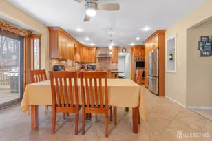 25 Cherokee Rd, East Brunswick Township, NJ 08816 - Photo 12
