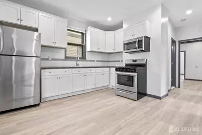 211 N 13th Street #2, Newark, NJ 07107 - Photo 1