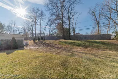2 Brentwood Road, Old Bridge Township, NJ 07747 - Photo 28